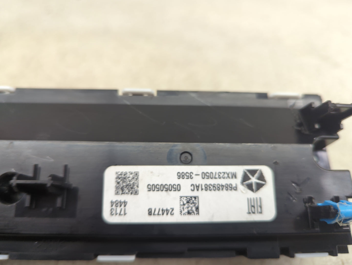 2021-2022 Jeep Grand Cherokee Climate Control Module Temperature AC/Heater Replacement P/N:P68489381AC MX237050-3586 Fits OE