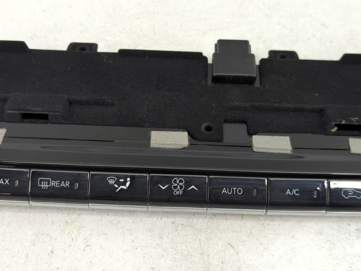2022 Jeep Grand Wagoneer Climate Control Module Temperature AC/Heater Replacement P/N:68423823AE NB1724TO-014 Fits OEM Used 
