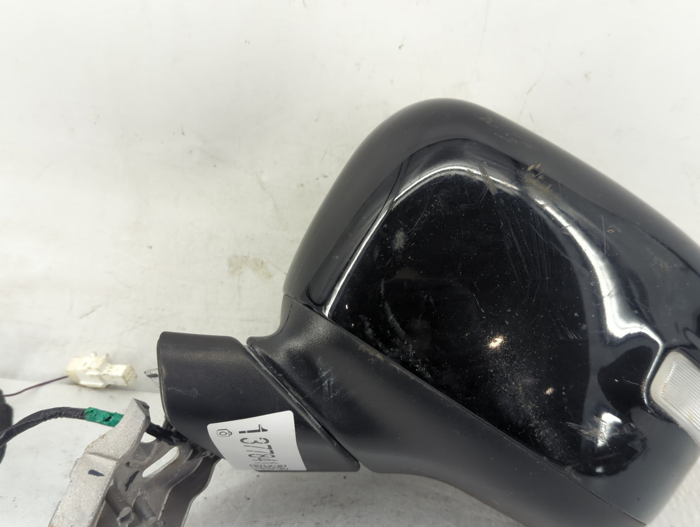 2023 Jeep Renegade Driver Side View Mirror - Left Door Mirror OEM Used - Oemusedautoparts1.com