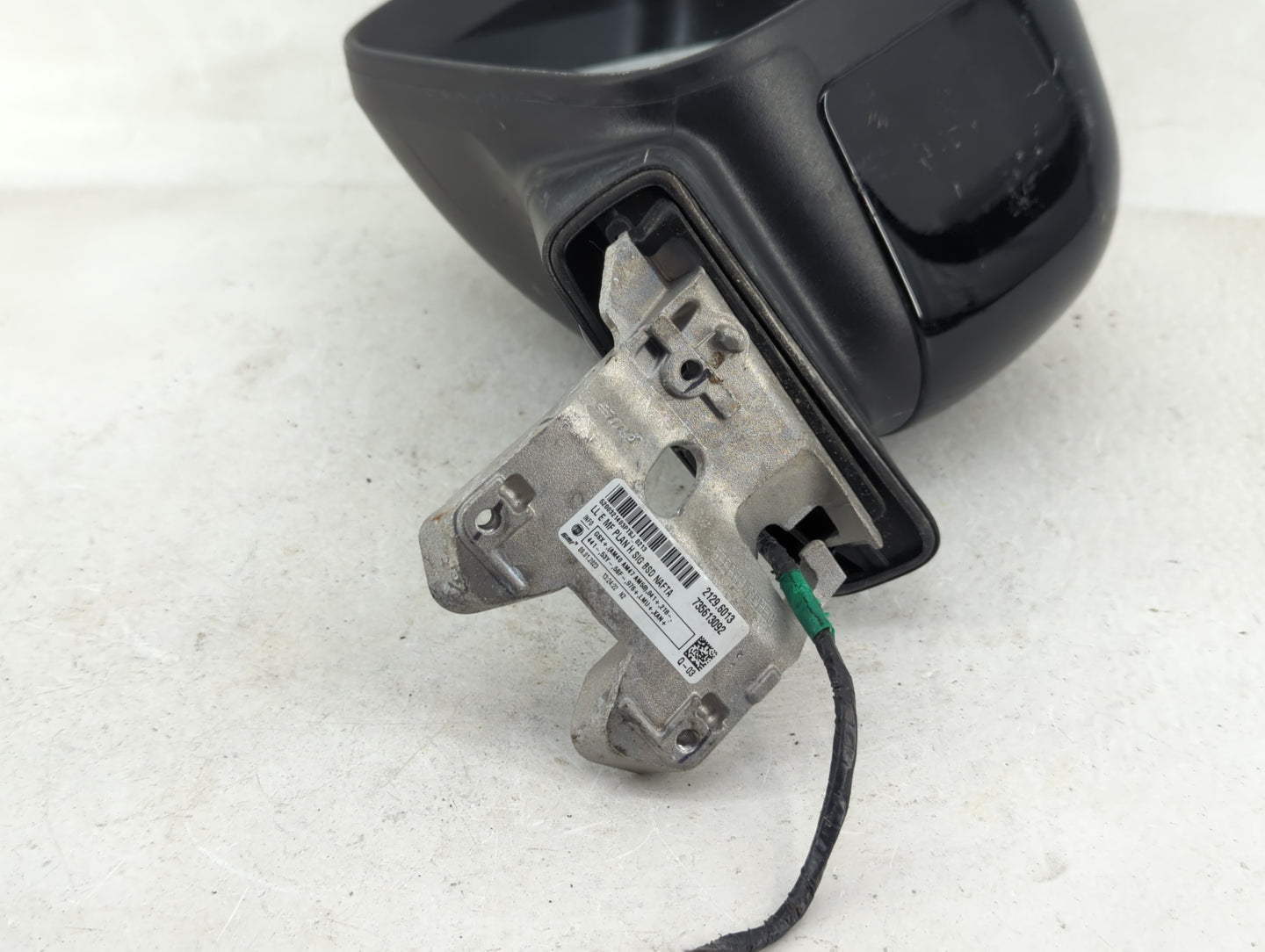 2023 Jeep Renegade Driver Side View Mirror - Left Door Mirror OEM Used - Oemusedautoparts1.com