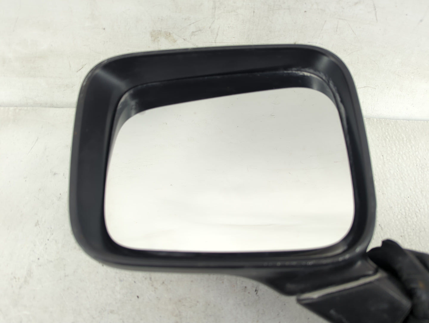 2023 Jeep Renegade Driver Side View Mirror - Left Door Mirror OEM Used - Oemusedautoparts1.com