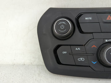 2023 Jeep Renegade Climate Control Module Temperature AC/Heater Replacement P/N:07357677860 440000489D Fits OEM Used Auto Parts