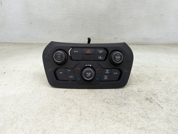 2023 Jeep Renegade Climate Control Module Temperature AC/Heater Replacement P/N:07357677860 440000489D Fits OEM Used Auto Pa