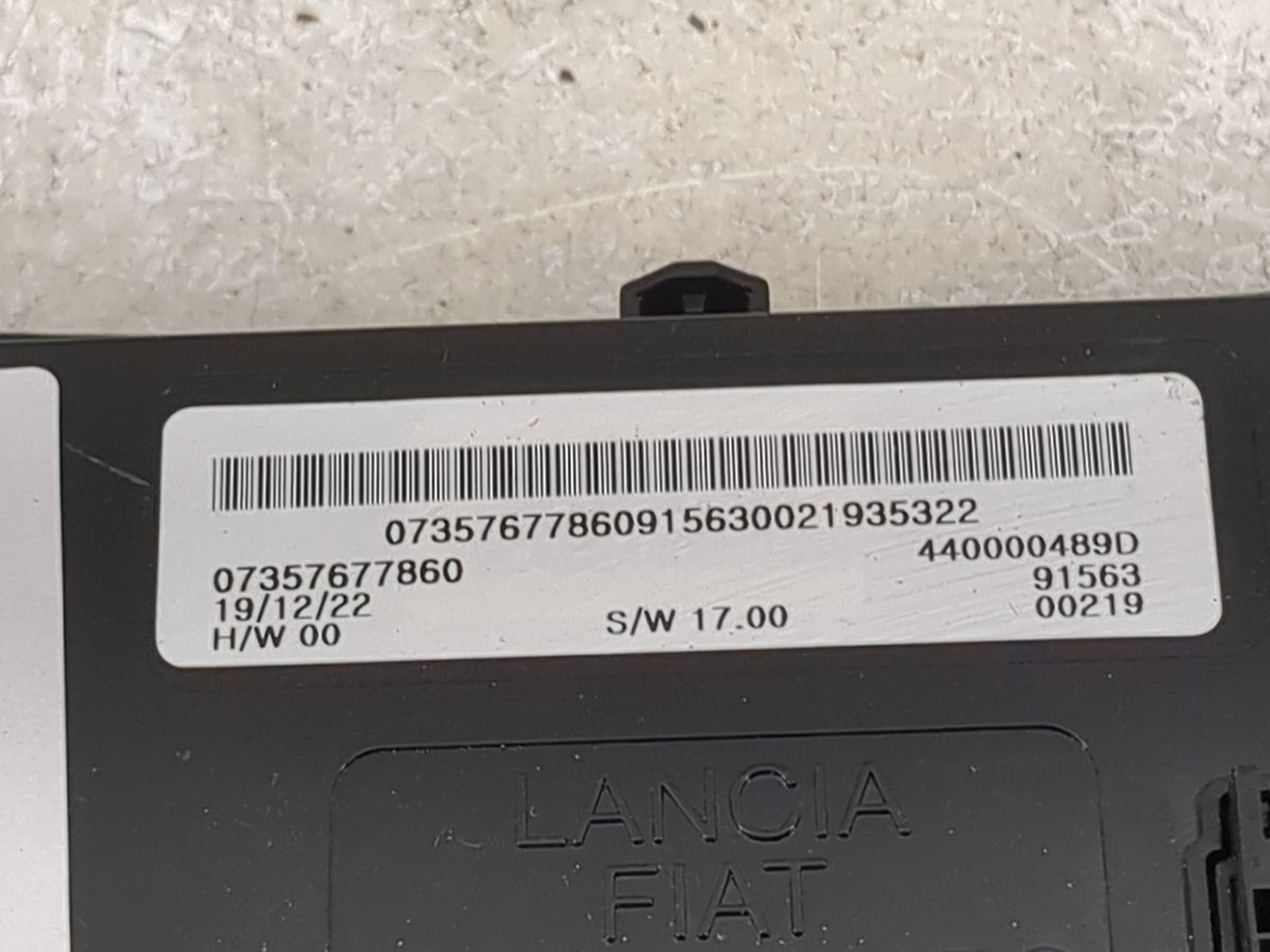 2023 Jeep Renegade Climate Control Module Temperature AC/Heater Replacement P/N:07357677860 440000489D, 91563 Fits OEM Used 