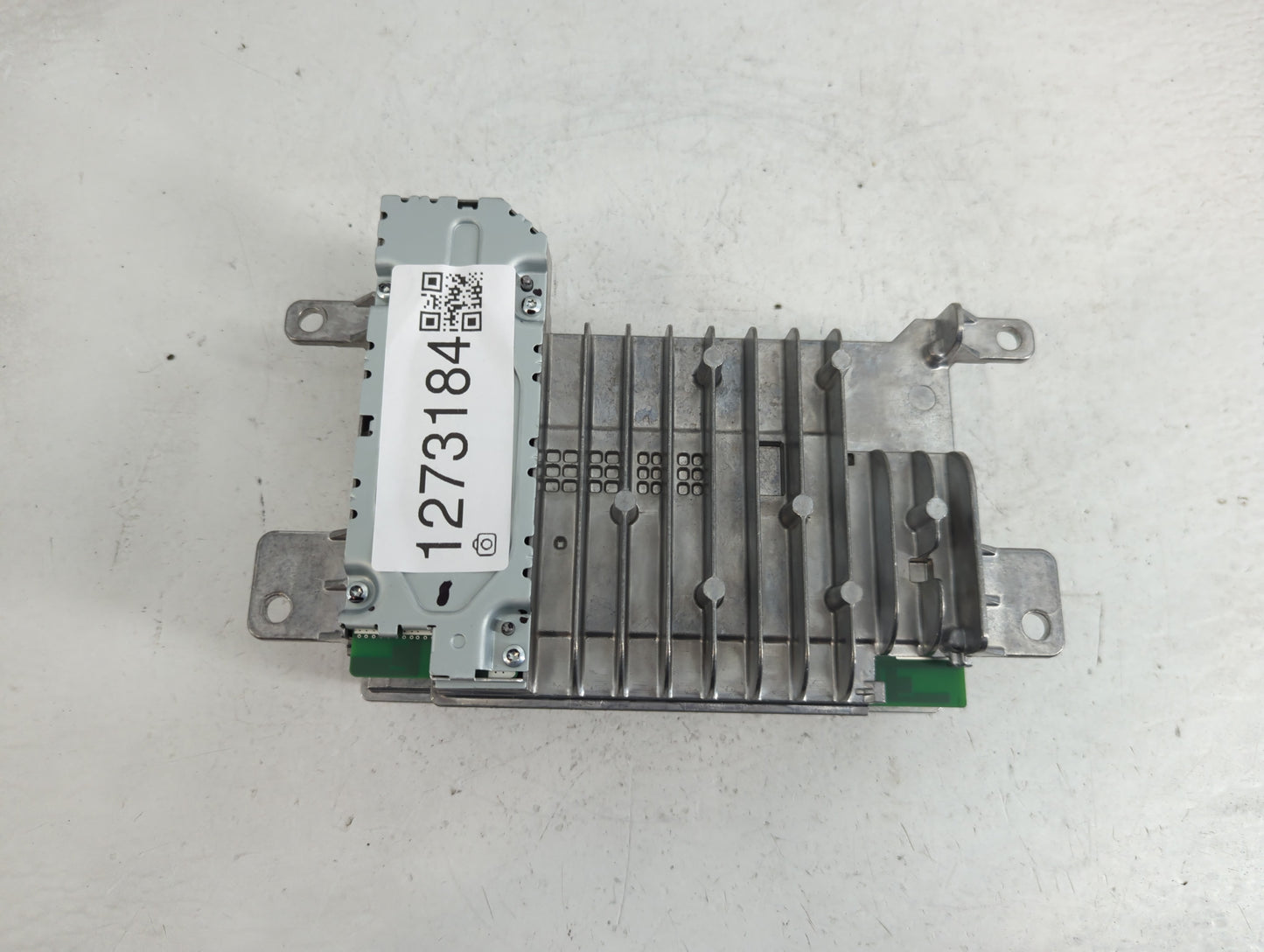 2023 Jeep Wagoneer Radio AM FM Cd Player Receiver Replacement P/N:4047813 Fits OEM Used Auto Parts - Oemusedautoparts1.com