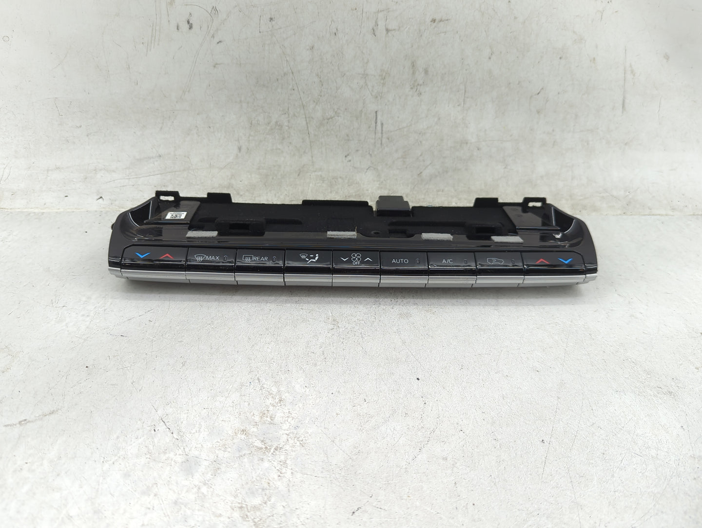 2023 Jeep Wagoneer Climate Control Module Temperature AC/Heater Replacement P/N:P68423822AG Fits OEM Used Auto Parts - Oemus