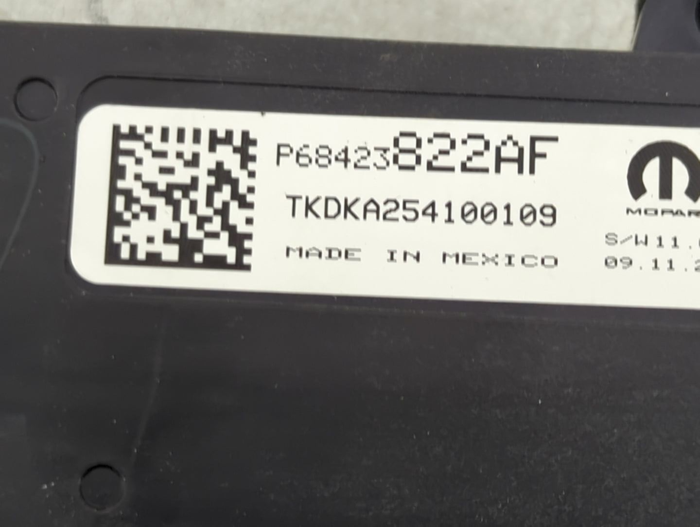 2023 Jeep Wagoneer Climate Control Module Temperature AC/Heater Replacement P/N:P68423822AF TKDKA254100109 Fits OEM Used Aut