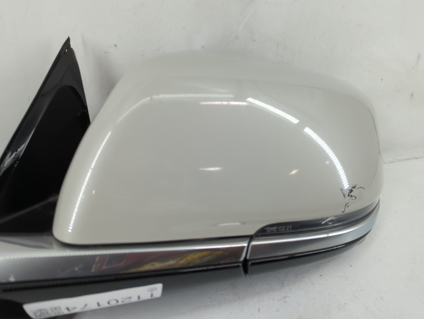 2022 Jeep Wrangler Driver Side View Mirror - Left Door Mirror OEM Used - Oemusedautoparts1.com