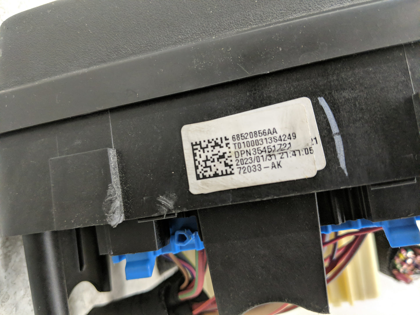 2023 Jeep Wrangler Fusebox Fuse Box Panel Relay Module P/N:68520856AA Fits OEM Used Auto Parts - Oemusedautoparts1.com