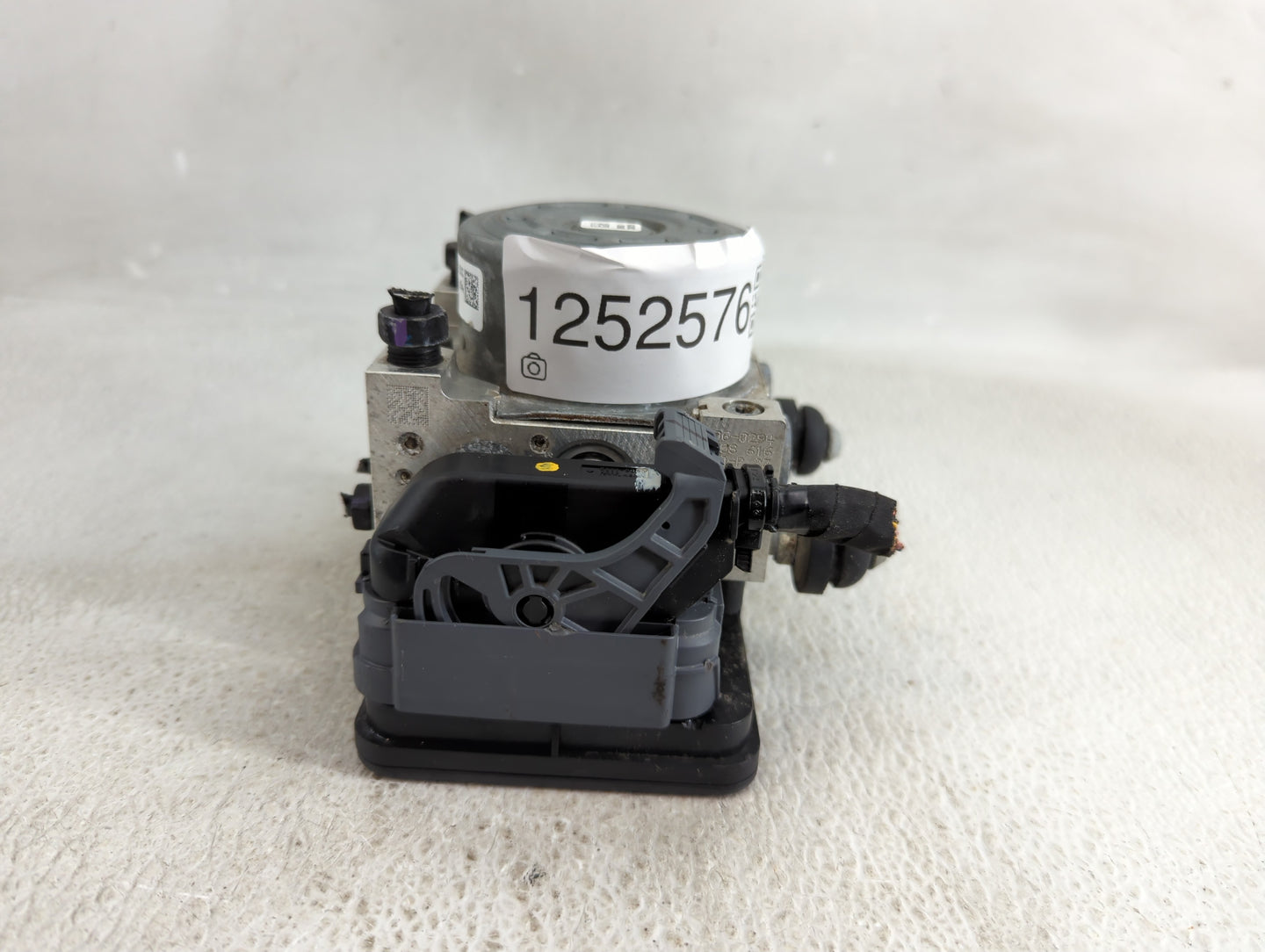 2023 Kia Forte ABS Pump Control Module Replacement P/N:58900-M7AA0 Fits OEM Used Auto Parts - Oemusedautoparts1.com