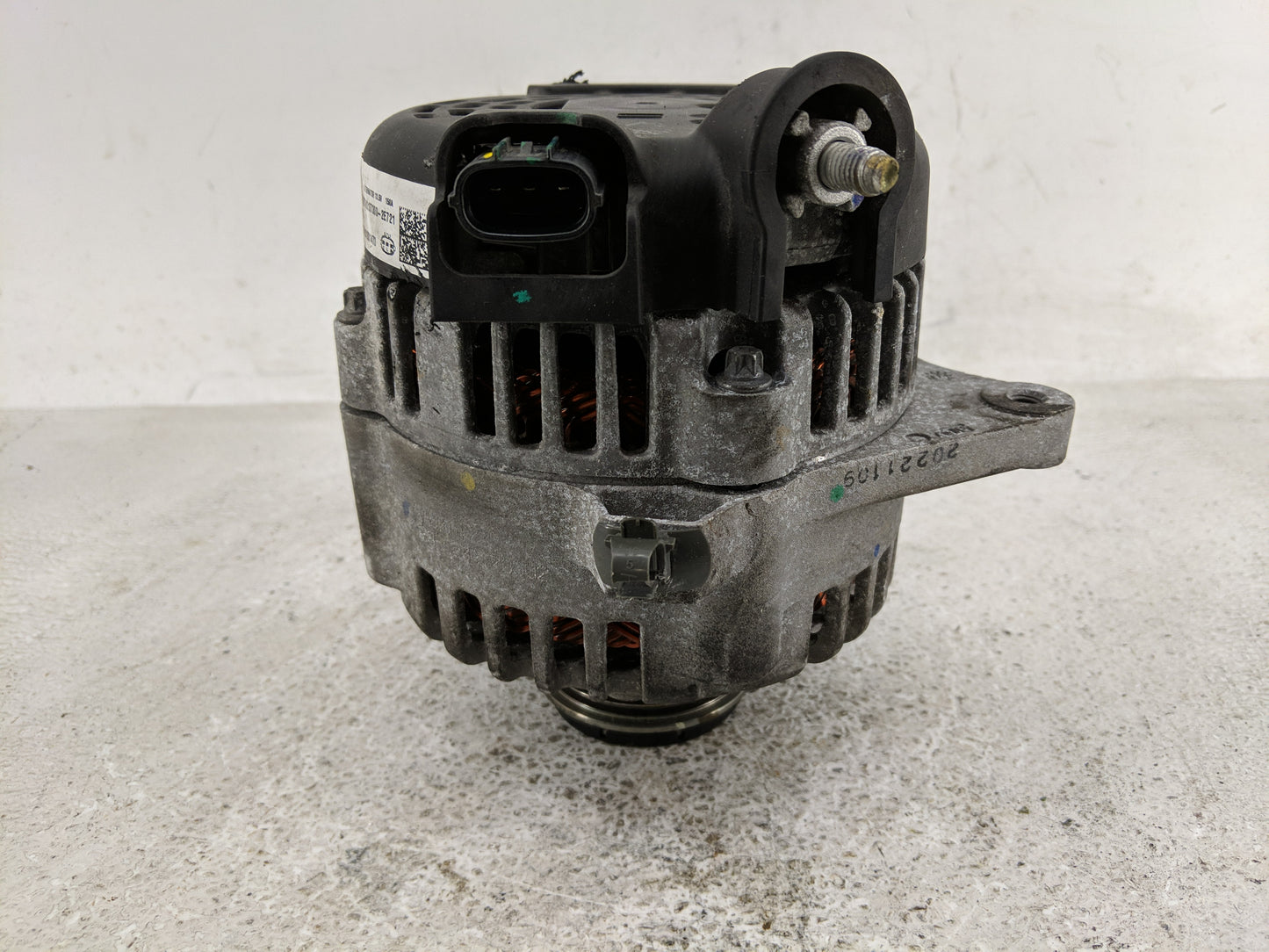 2017-2022 Kia Forte Alternator Replacement Generator Charging Assembly Engine OEM P/N:61001473 37300-2E721 Fits OEM Used Aut