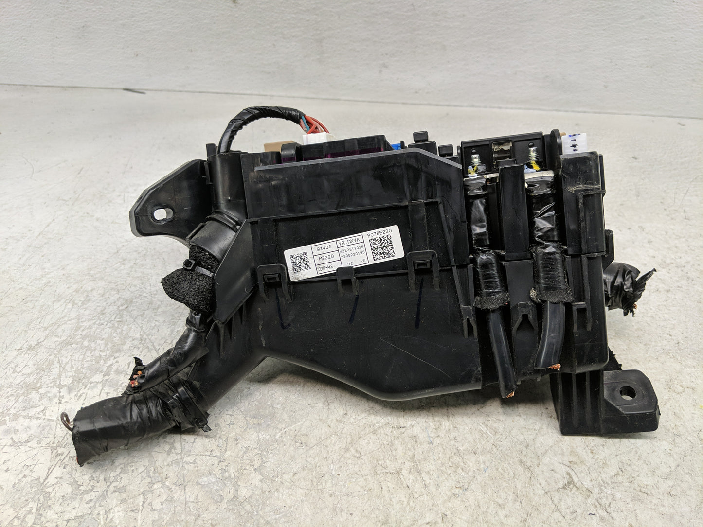 2022 Kia Forte Fusebox Fuse Box Panel Relay Module P/N:91435 M7220 Fits OEM Used Auto Parts - Oemusedautoparts1.com