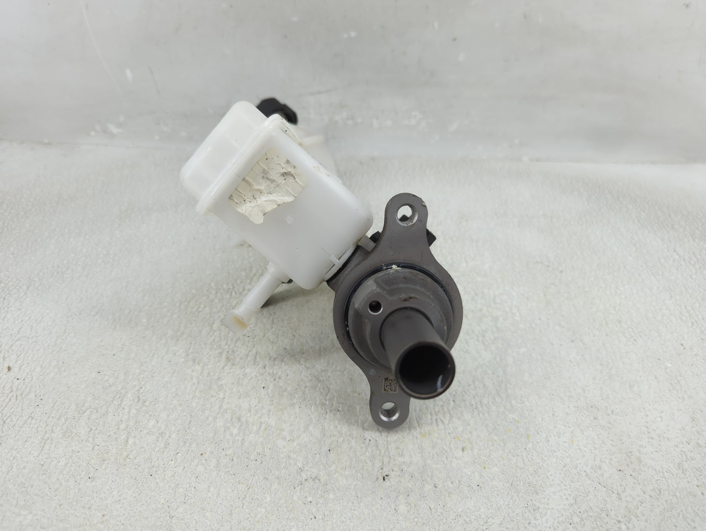 2019-2022 Kia Forte Brake Master Cylinder - Oemusedautoparts1.com