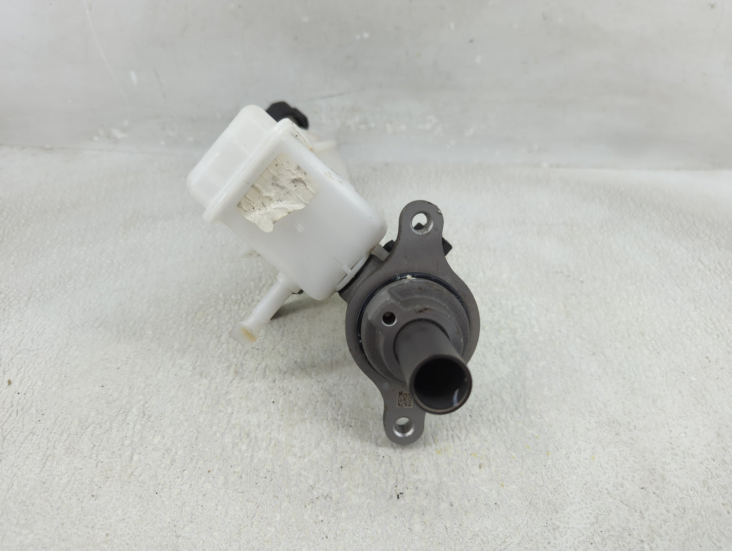 2019-2022 Kia Forte Brake Master Cylinder - Oemusedautoparts1.com
