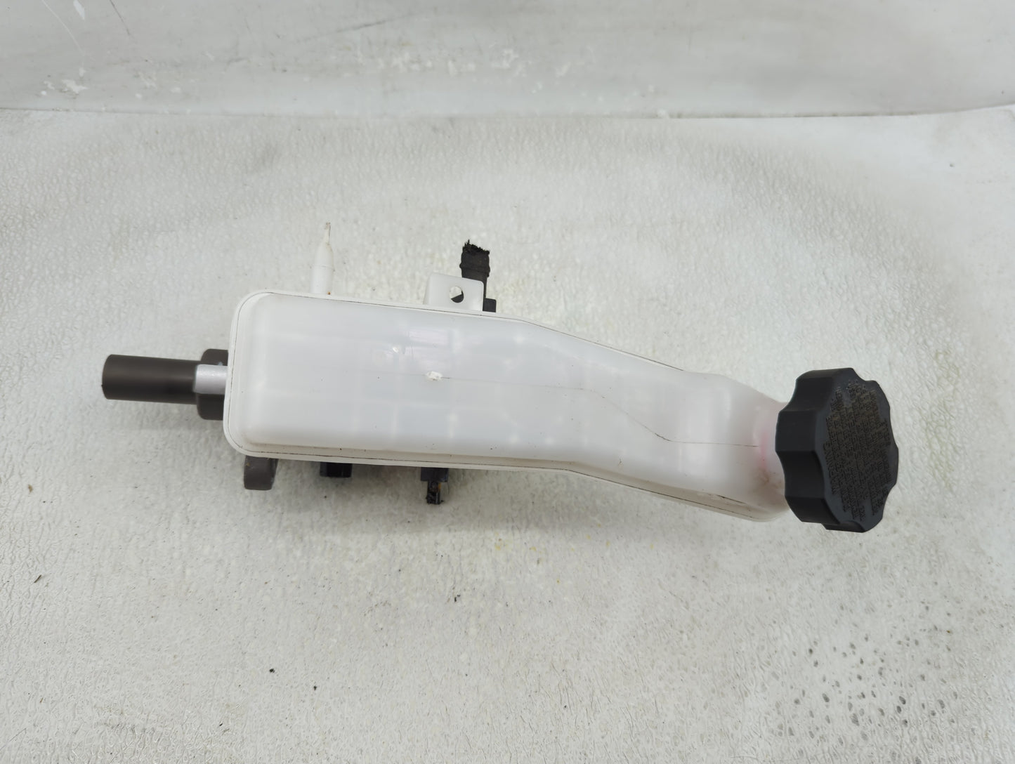 2019-2022 Kia Forte Brake Master Cylinder - Oemusedautoparts1.com