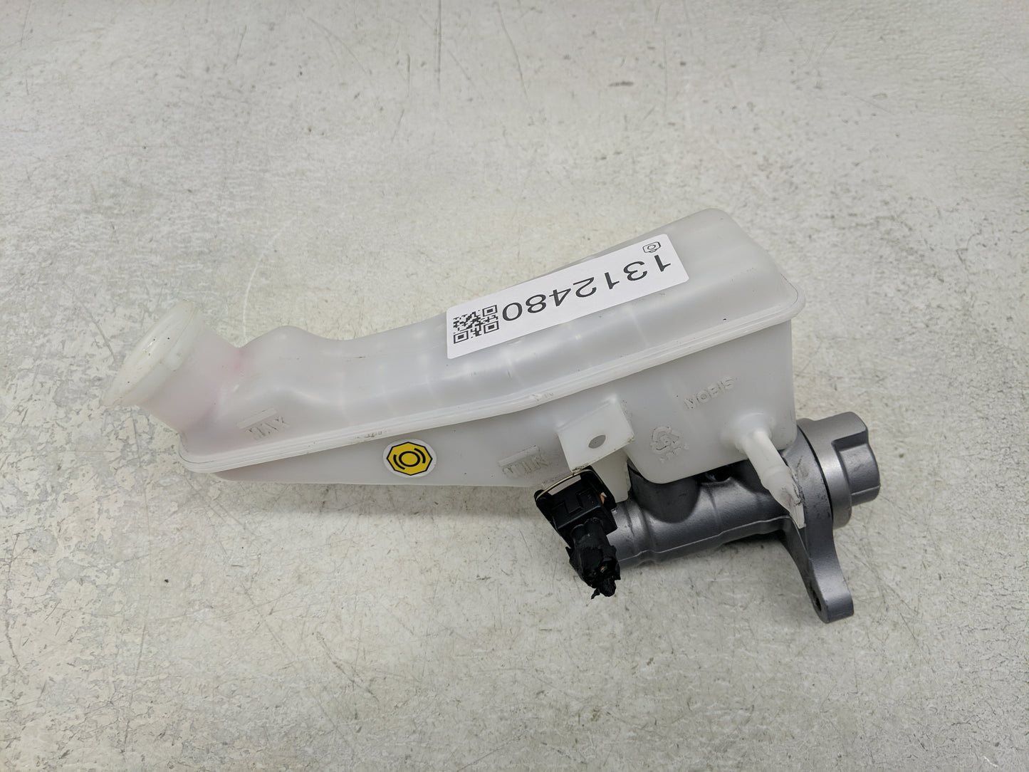 2019-2022 Kia Forte Brake Master Cylinder - Oemusedautoparts1.com