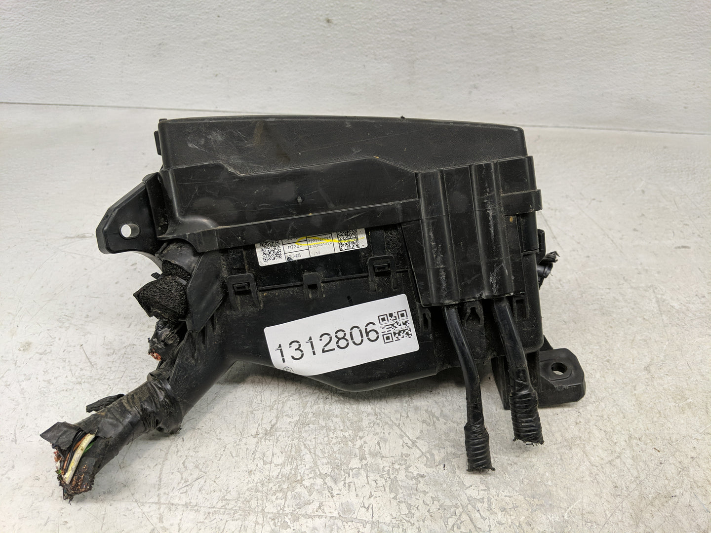 2022 Kia Forte Fusebox Fuse Box Panel Relay Module P/N:91435 M7220 Fits OEM Used Auto Parts - Oemusedautoparts1.com