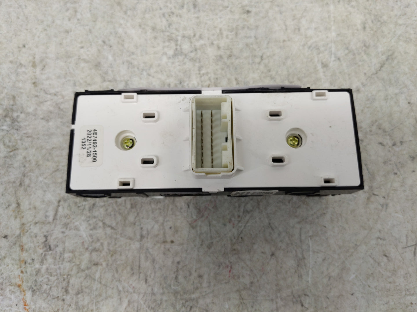2023 Kia Forte Master Power Window Switch Replacement Driver Side Left P/N:4E7492-1500 Fits OEM Used Auto Parts - Oemusedaut