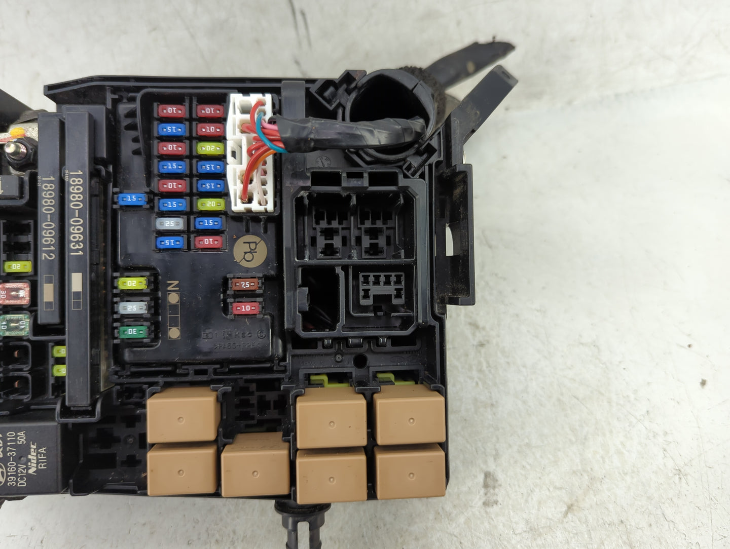 2022 Kia Forte Fusebox Fuse Box Panel Relay Module P/N:91435 M7060 Fits OEM Used Auto Parts - Oemusedautoparts1.com