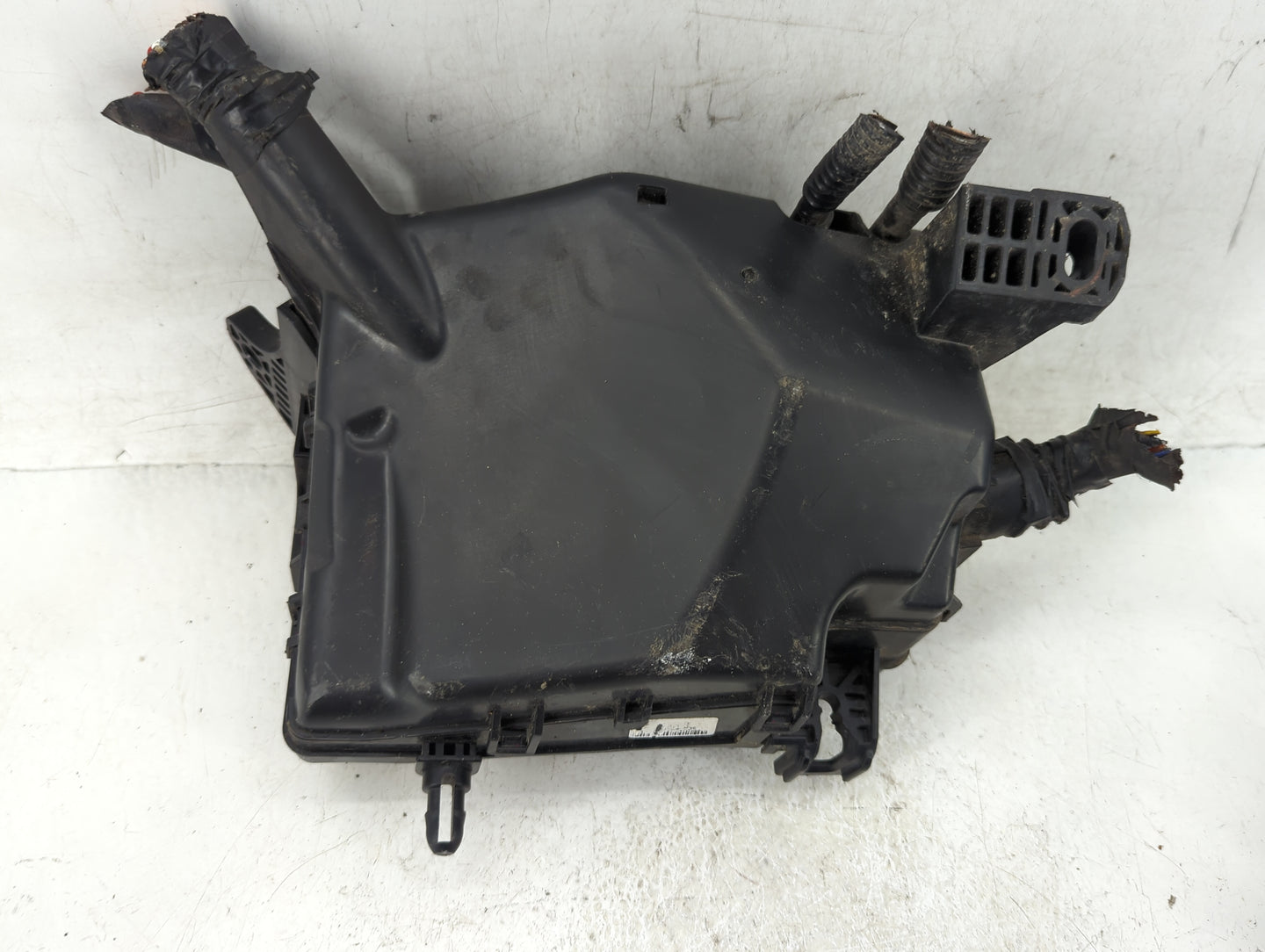 2022 Kia Forte Fusebox Fuse Box Panel Relay Module P/N:91435 M7060 Fits OEM Used Auto Parts - Oemusedautoparts1.com