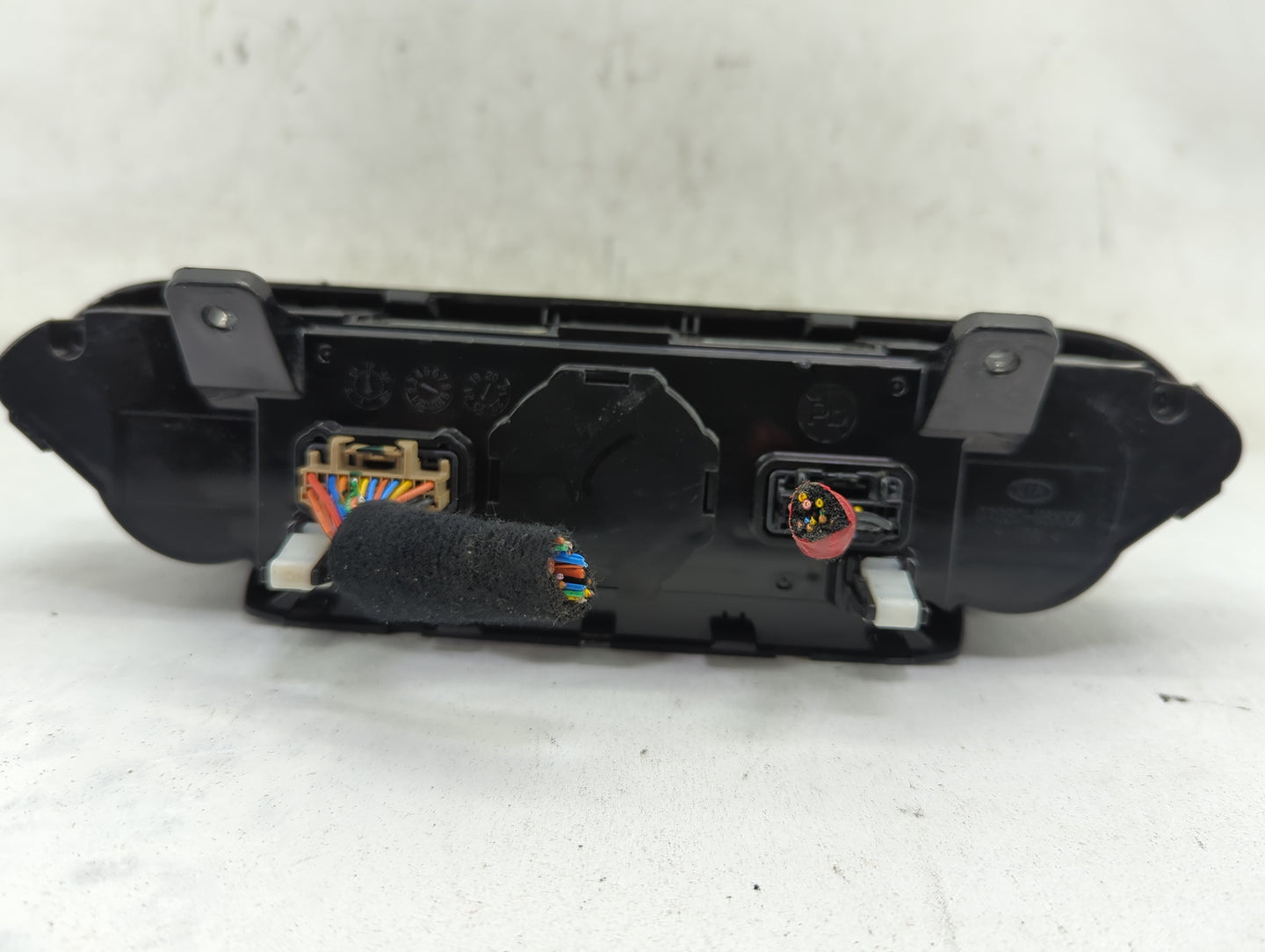 2022 Kia Forte Climate Control Module Temperature AC/Heater Replacement P/N:97250-M6AM0WK Fits OEM Used Auto Parts - Oemused