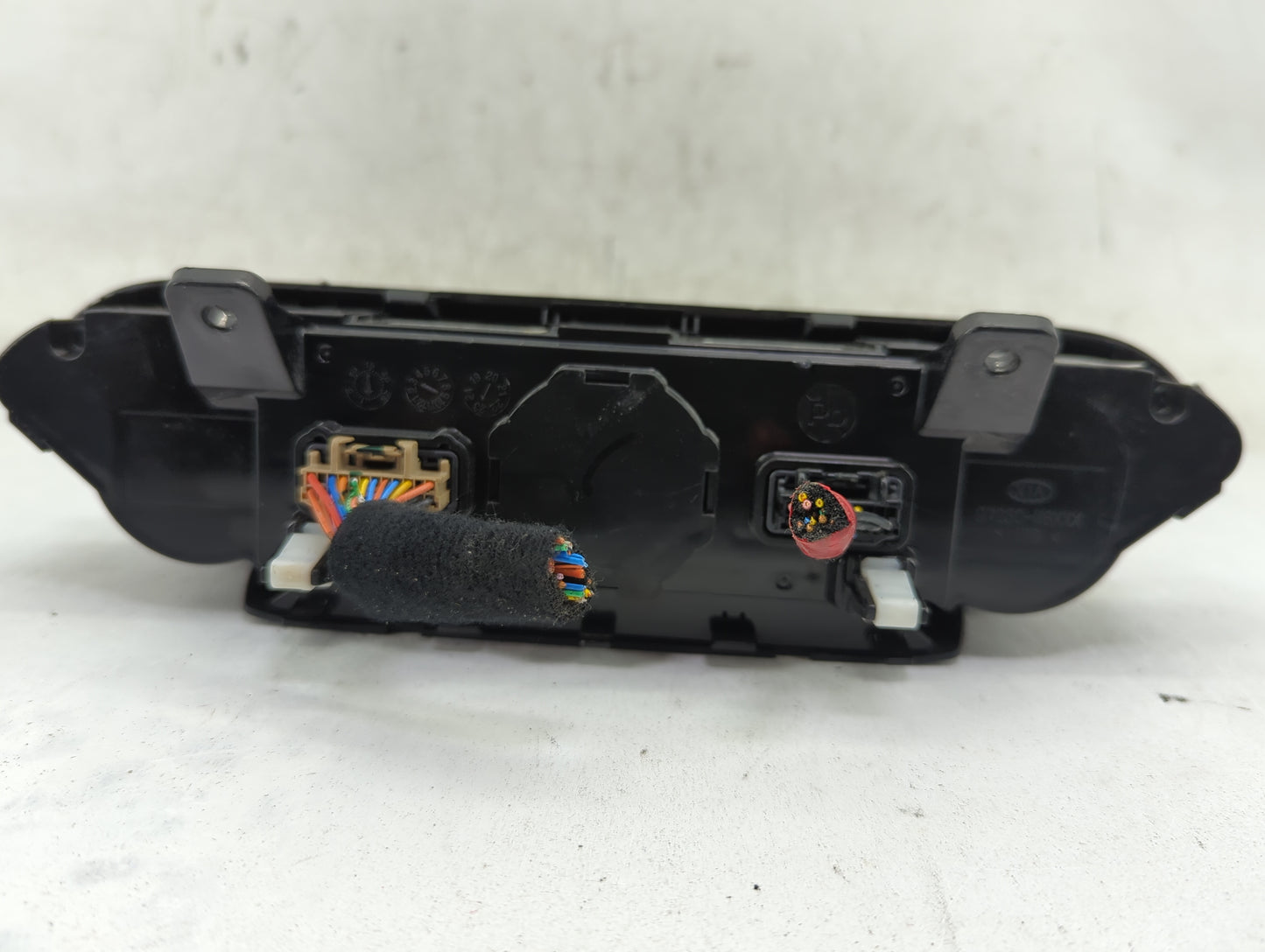 2022 Kia Forte Climate Control Module Temperature AC/Heater Replacement P/N:97250-M6AM0WK Fits OEM Used Auto Parts - Oemused