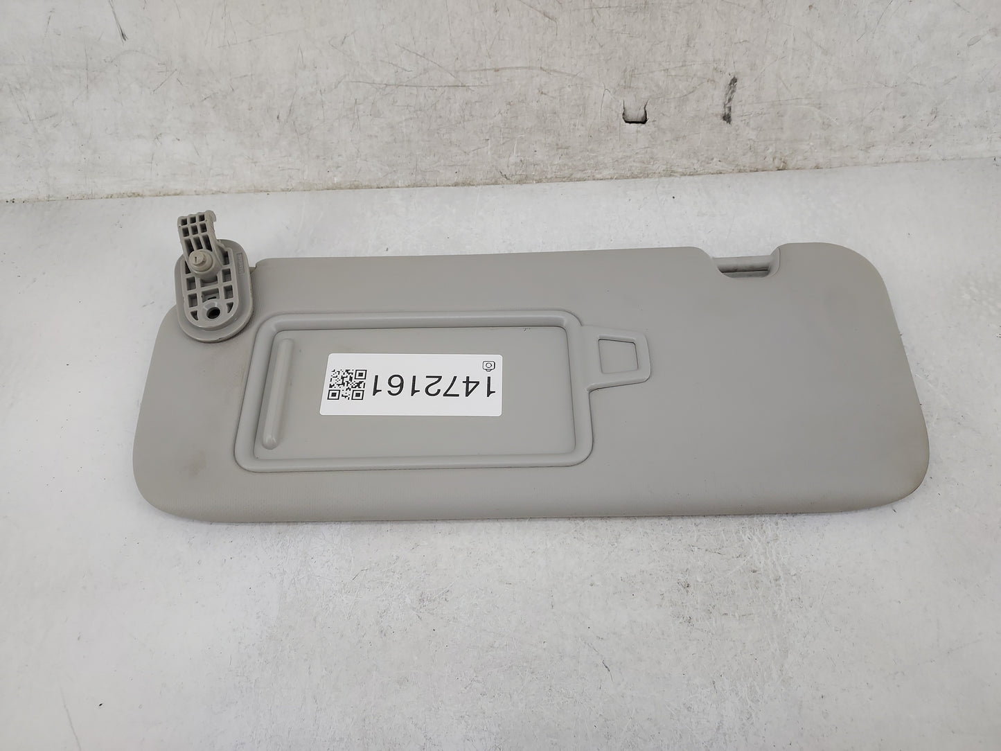 2022 Kia Forte Sun Visor Shade Replacement Driver Left Mirror Fits OEM Used Auto Parts - Oemusedautoparts1.com
