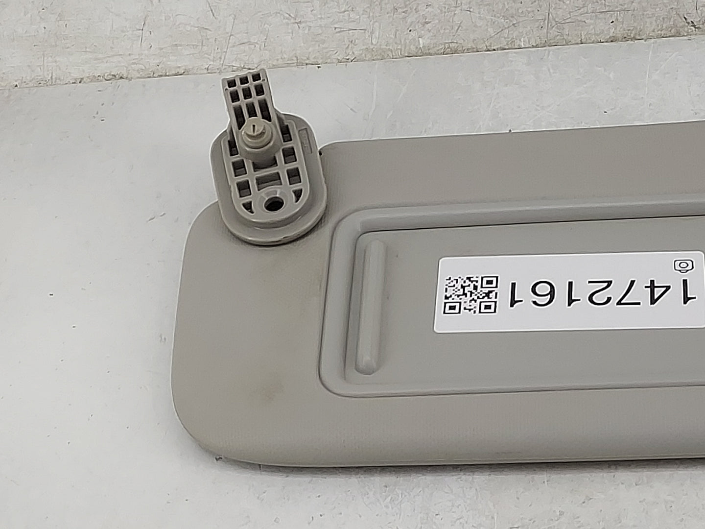 2022 Kia Forte Sun Visor Shade Replacement Driver Left Mirror Fits OEM Used Auto Parts - Oemusedautoparts1.com