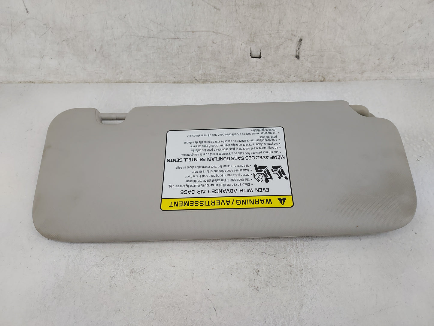 2022 Kia Forte Sun Visor Shade Replacement Driver Left Mirror Fits OEM Used Auto Parts - Oemusedautoparts1.com