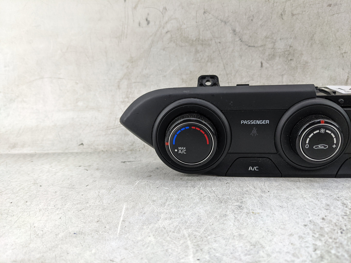 2022 Kia Forte Climate Control Module Temperature AC/Heater Replacement P/N:97250-M6AM0BPG 97250-M6XXX Fits OEM Used Auto Pa