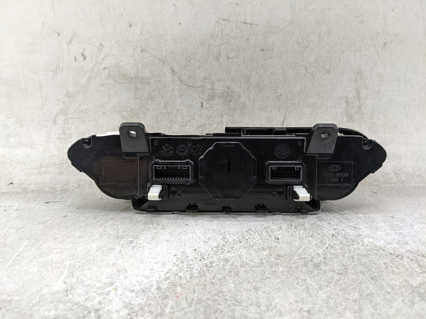2022 Kia Forte Climate Control Module Temperature AC/Heater Replacement P/N:97250-M6AM0BPG 97250-M6XXX Fits OEM Used Auto Pa