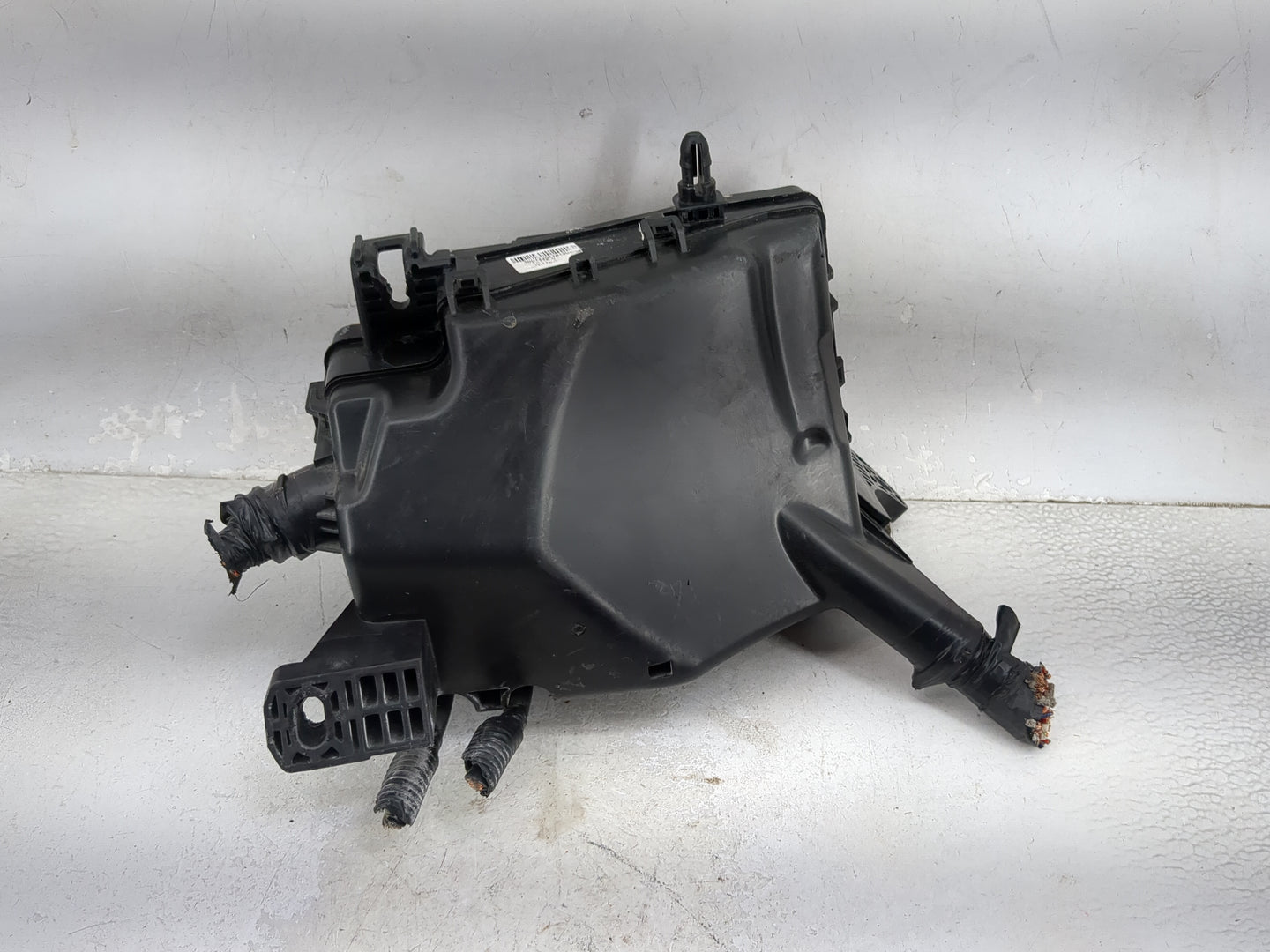 2022 Kia Forte Fusebox Fuse Box Panel Relay Module P/N:18980-09620 18980-09612, 18980-09631, 39160-37110 Fits OEM Used Auto 