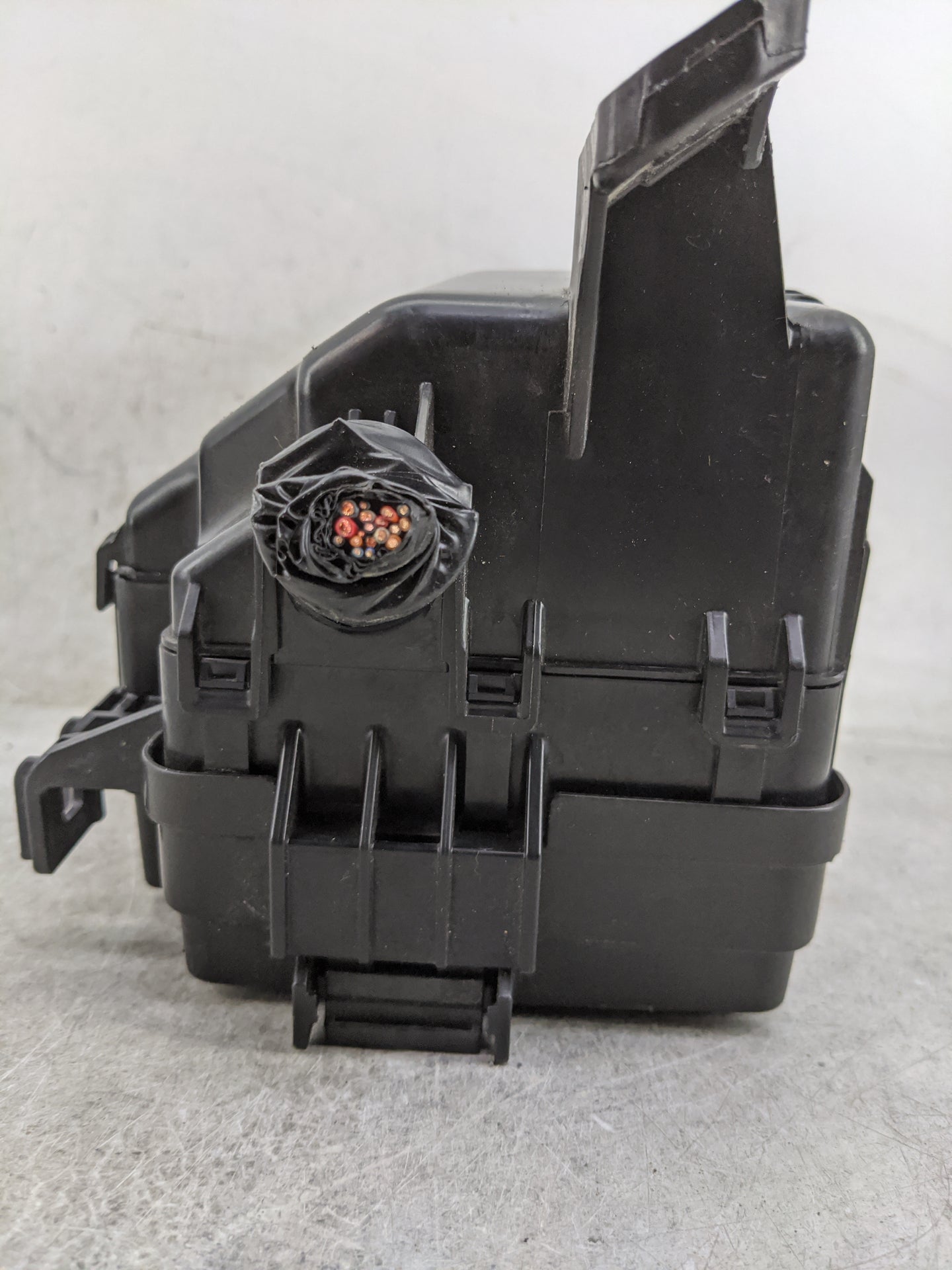 2022 Kia Forte Fusebox Fuse Box Panel Relay Module P/N:91435M7220 4223726026 Fits OEM Used Auto Parts - Oemusedautoparts1.co