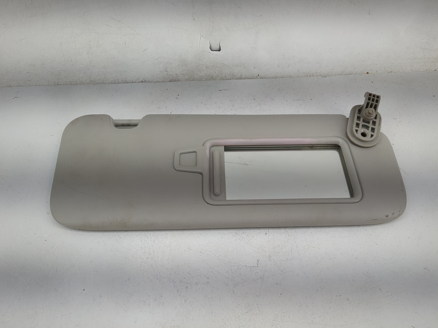 2023 Kia Forte Sun Visor Shade Replacement Passenger Right Mirror Fits OEM Used Auto Parts - Oemusedautoparts1.com
