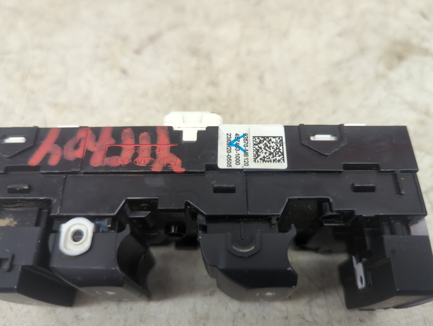 2023 Kia Forte Master Power Window Switch Replacement Driver Side Left P/N:93570M6120 4E7443-1000, 4E7482-1500 Fits OEM Used