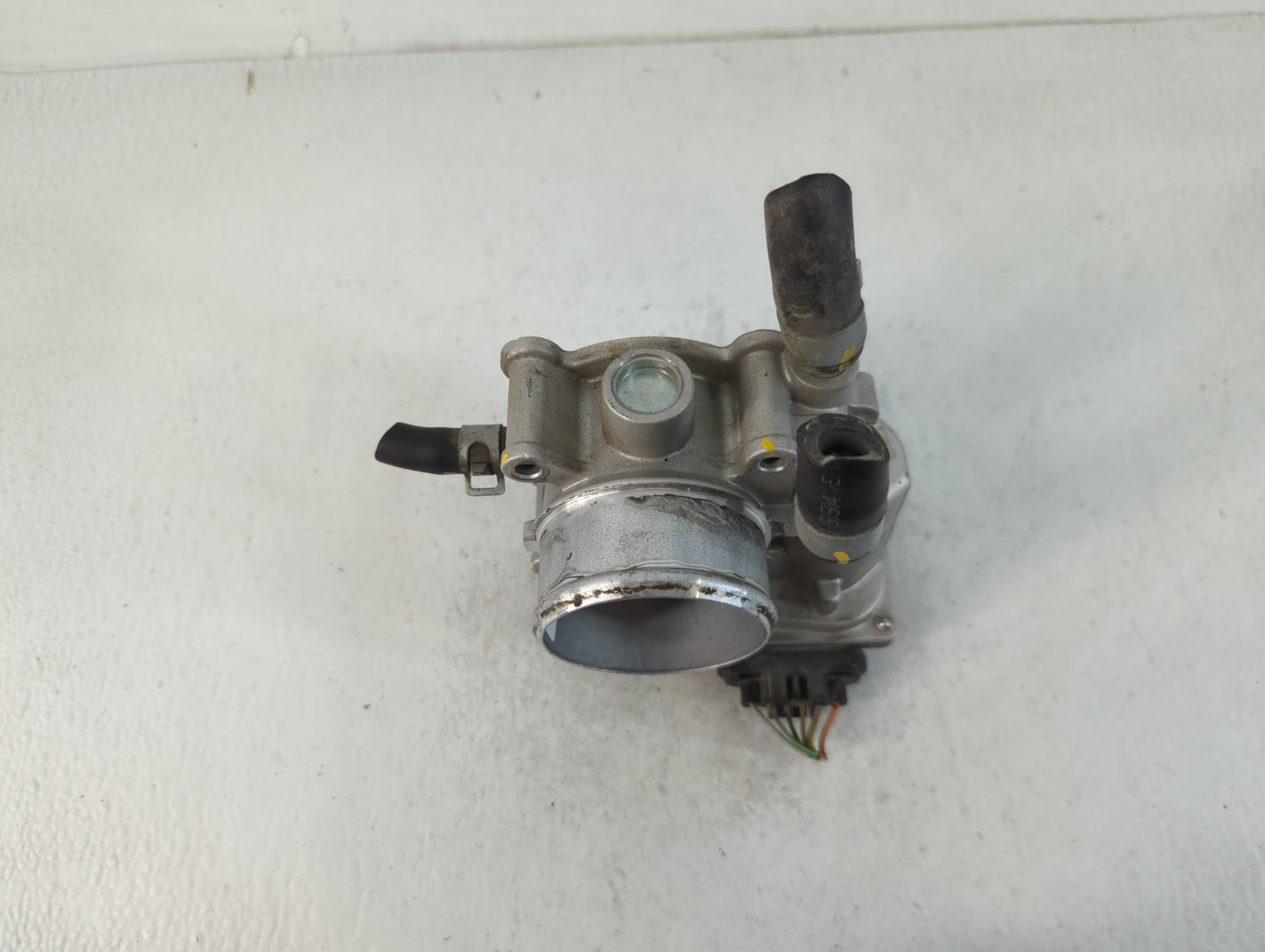 2020-2022 Kia Forte Throttle Body P/N:35100-2B340 Fits Fits 2020 2021 2022 OEM Used Auto Parts - Oemusedautoparts1.com