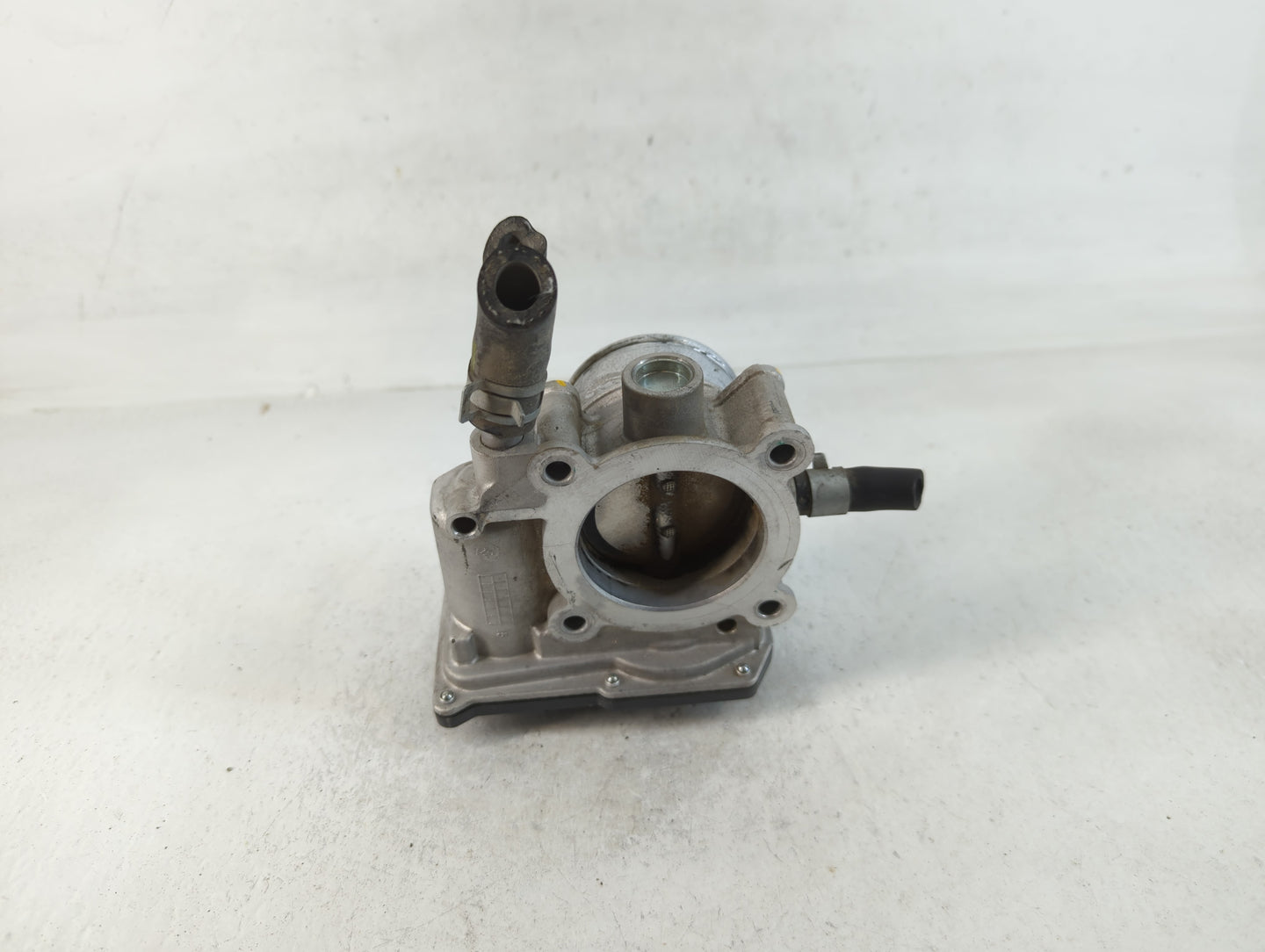 2020-2022 Kia Forte Throttle Body P/N:35100-2B340 Fits Fits 2020 2021 2022 OEM Used Auto Parts - Oemusedautoparts1.com