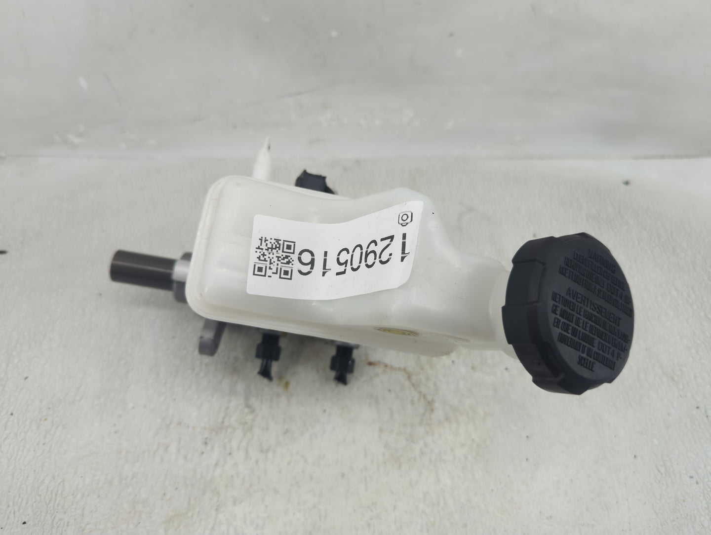 2021-2021 Kia K5 Brake Master Cylinder - Oemusedautoparts1.com