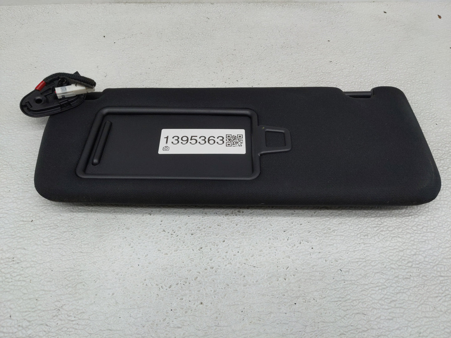 2021 Kia K5 Sun Visor Shade Replacement Driver Left Mirror Fits OEM Used Auto Parts - Oemusedautoparts1.com