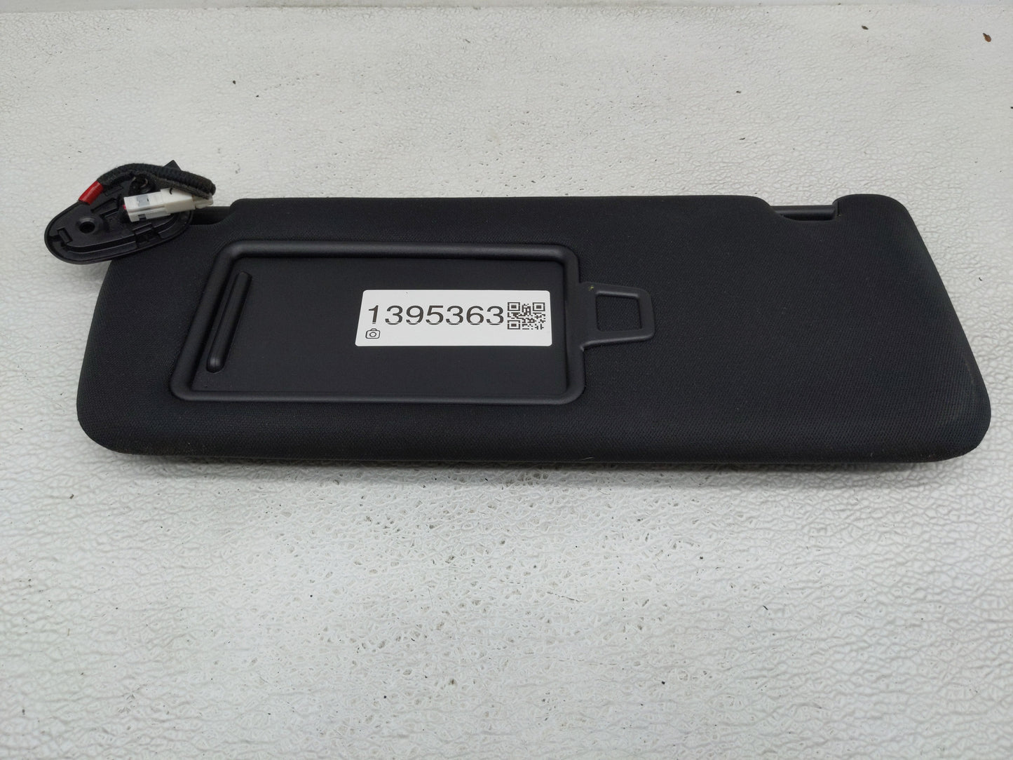 2021 Kia K5 Sun Visor Shade Replacement Driver Left Mirror Fits OEM Used Auto Parts - Oemusedautoparts1.com
