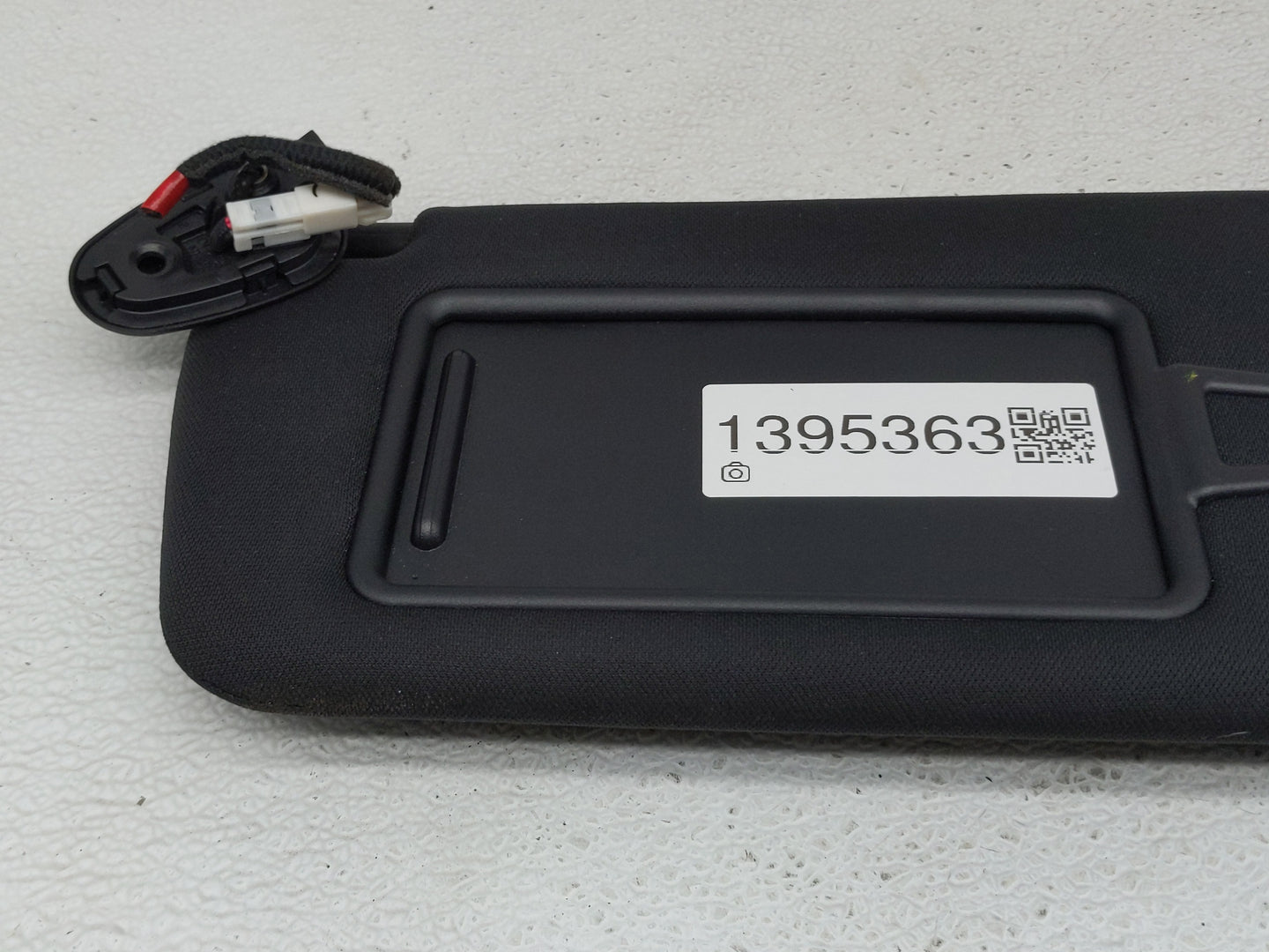 2021 Kia K5 Sun Visor Shade Replacement Driver Left Mirror Fits OEM Used Auto Parts - Oemusedautoparts1.com