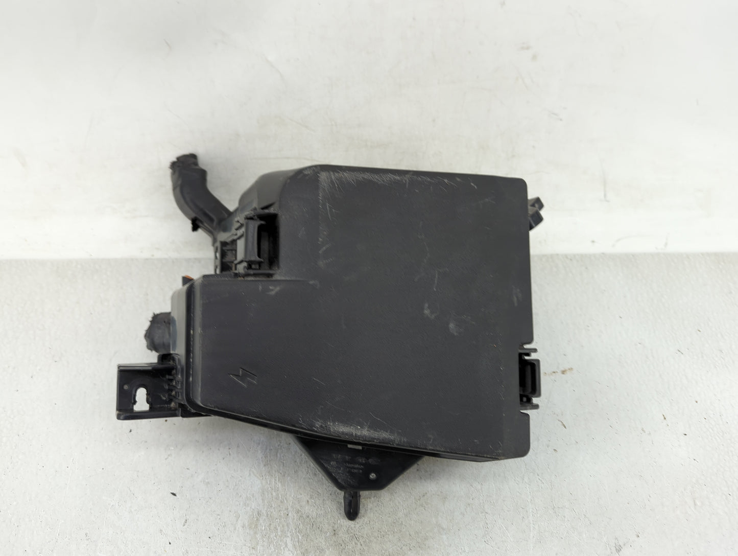 2023 Kia K5 Fusebox Fuse Box Panel Relay Module P/N:91985-L0110 Fits OEM Used Auto Parts - Oemusedautoparts1.com
