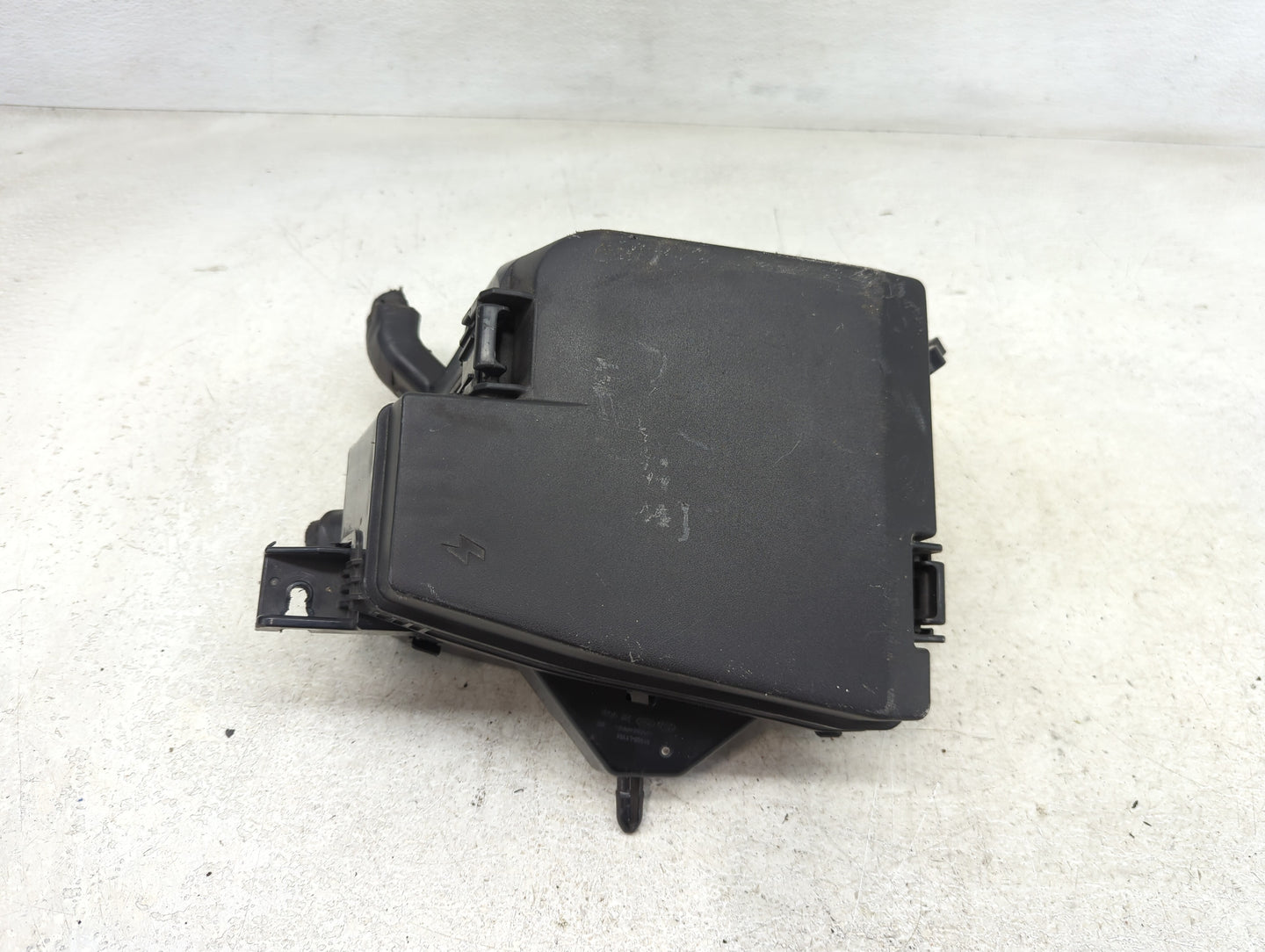 2023 Kia K5 Fusebox Fuse Box Panel Relay Module P/N:91955-L3450 91955-L3451 Fits OEM Used Auto Parts - Oemusedautoparts1.com