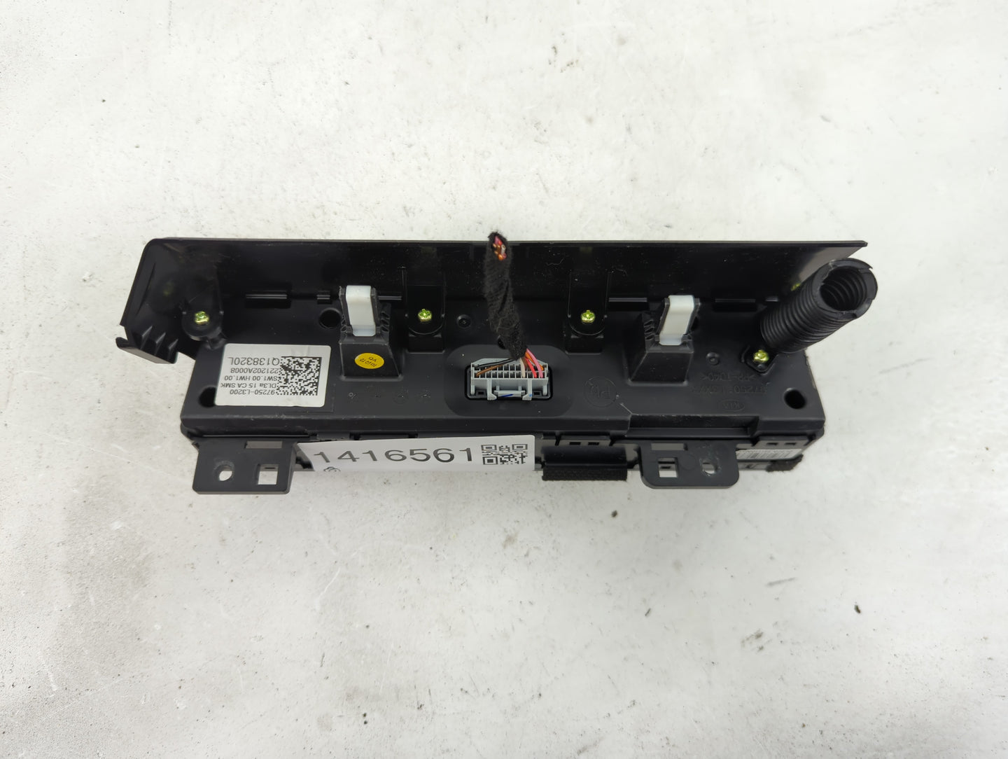 2021 Kia K5 Climate Control Module Temperature AC/Heater Replacement P/N:Q138320L 97250-L3200 Fits OEM Used Auto Parts - Oem