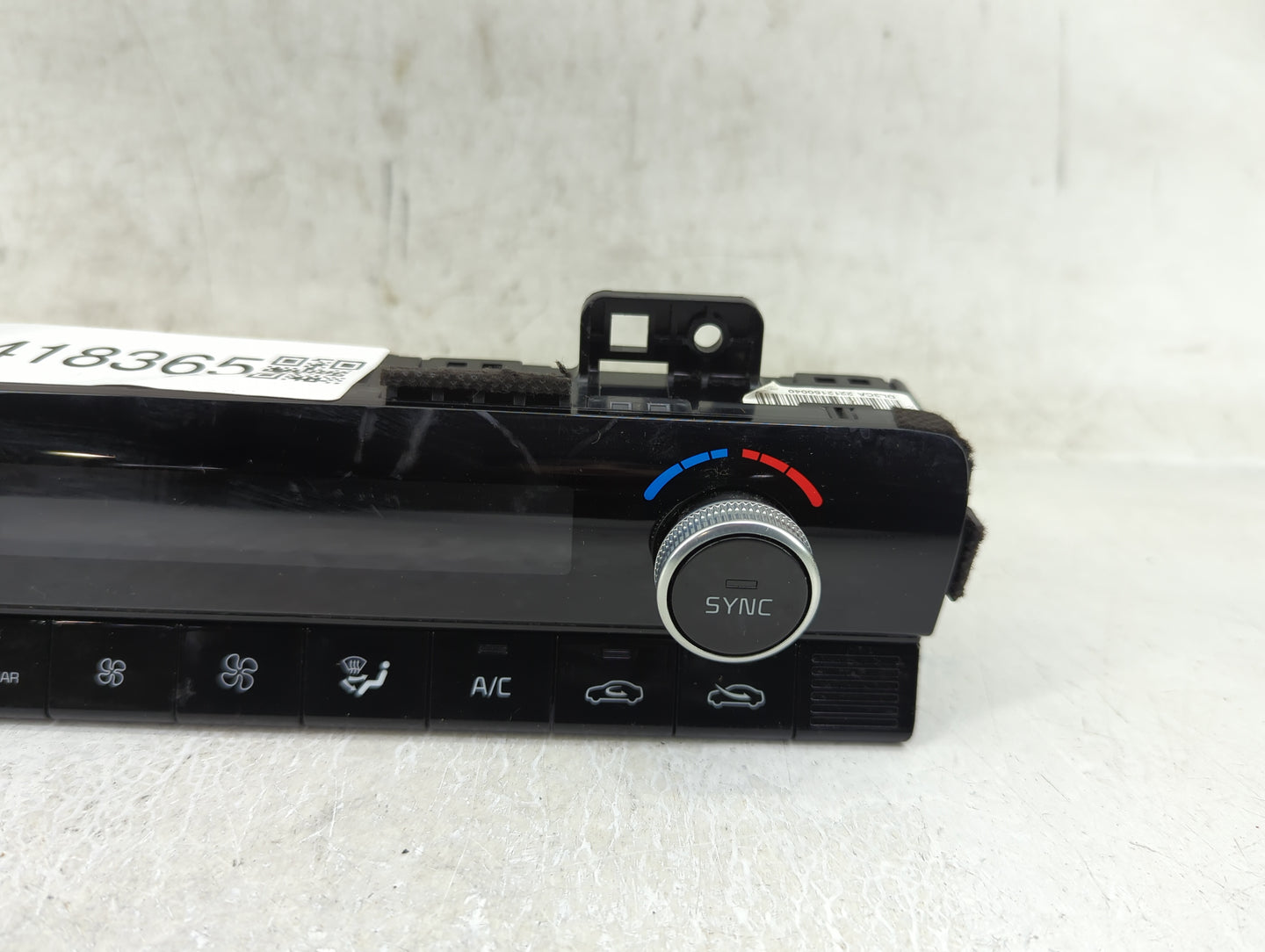 2021 Kia K5 Climate Control Module Temperature AC/Heater Replacement P/N:97250-L3200 Fits OEM Used Auto Parts - Oemusedautop