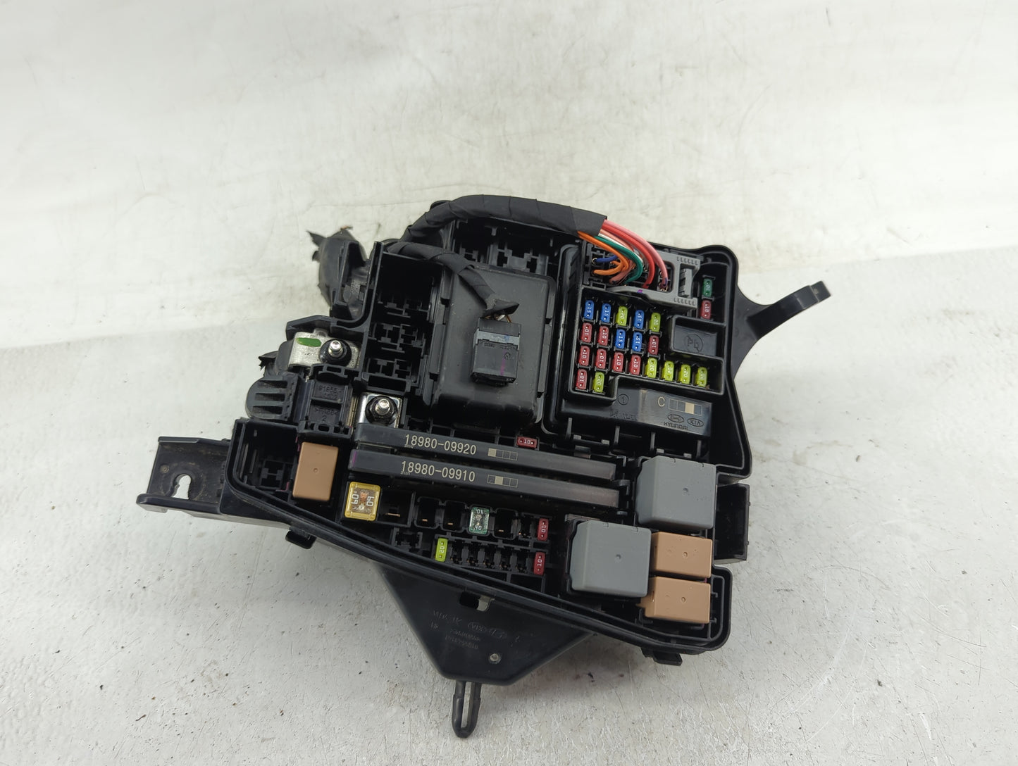 2023 Kia K5 Fusebox Fuse Box Panel Relay Module P/N:91955-L3451 Fits OEM Used Auto Parts - Oemusedautoparts1.com