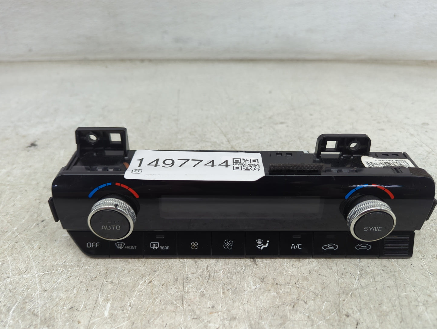 2021 Kia K5 Climate Control Module Temperature AC/Heater Replacement P/N:97250-L3200 Fits OEM Used Auto Parts - Oemusedautop