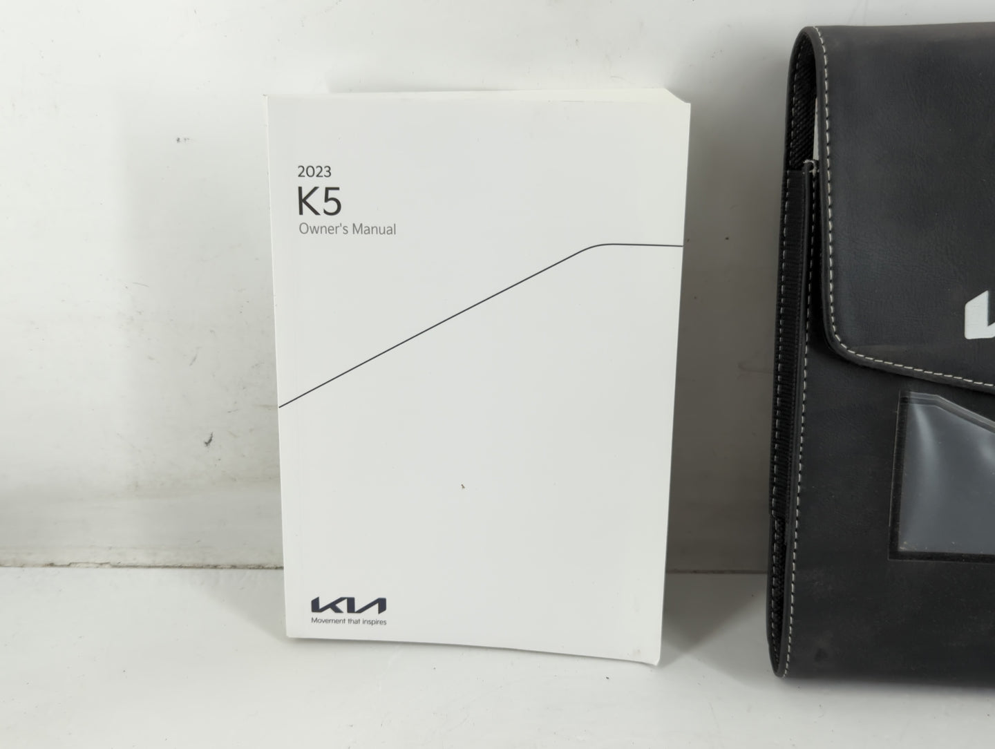 2023 Kia K5 Owners Manual Book Guide P/N:OEG5-EU2DE OEM Used Auto Parts - Oemusedautoparts1.com