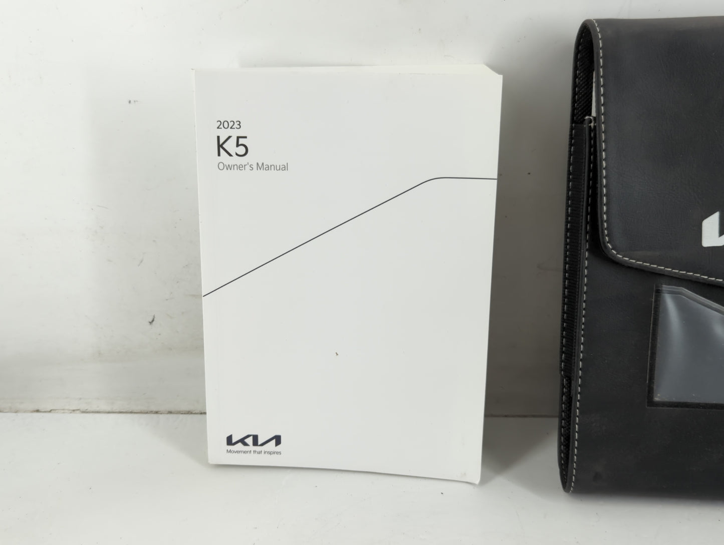 2023 Kia K5 Owners Manual Book Guide P/N:OEG5-EU2DE OEM Used Auto Parts - Oemusedautoparts1.com