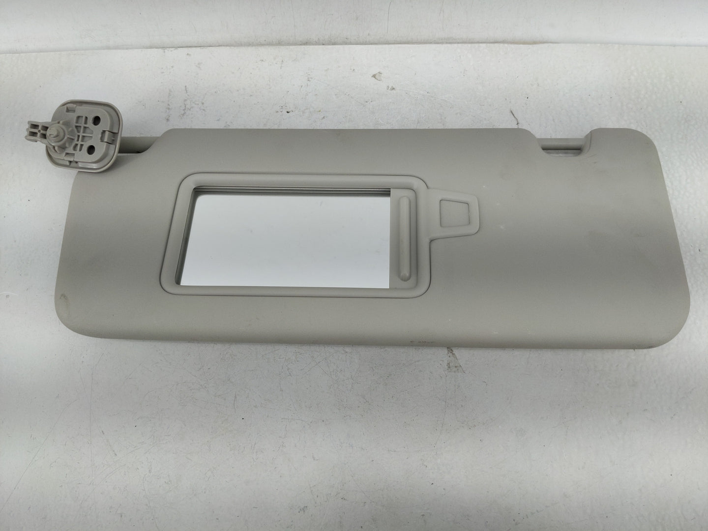 2023 Kia Niro Sun Visor Shade Replacement Driver Left Mirror Fits OEM Used Auto Parts - Oemusedautoparts1.com
